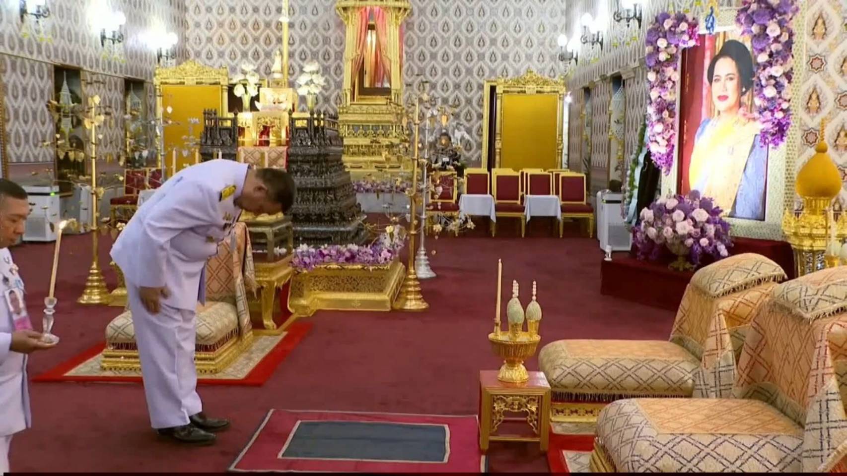 title - สำนักงานการปฏิรูปที่ดินเพื่อเกษตรกรรม (ส.ป.ก.) รับพระราชทานพระบรมราชานุญาตให้ร่วมเป็นเจ้าภาพบำเพ็ญกุศลถวายพระบรมศพ สมเด็จพระนางเจ้าสิริกิติ์ พระบรมราชินีนาถ พระบรมราชชนนีพันปีหลวง ณ พระที่นั่งดุสิตมหาปราสาท ในพระบรมมหาราชวัง